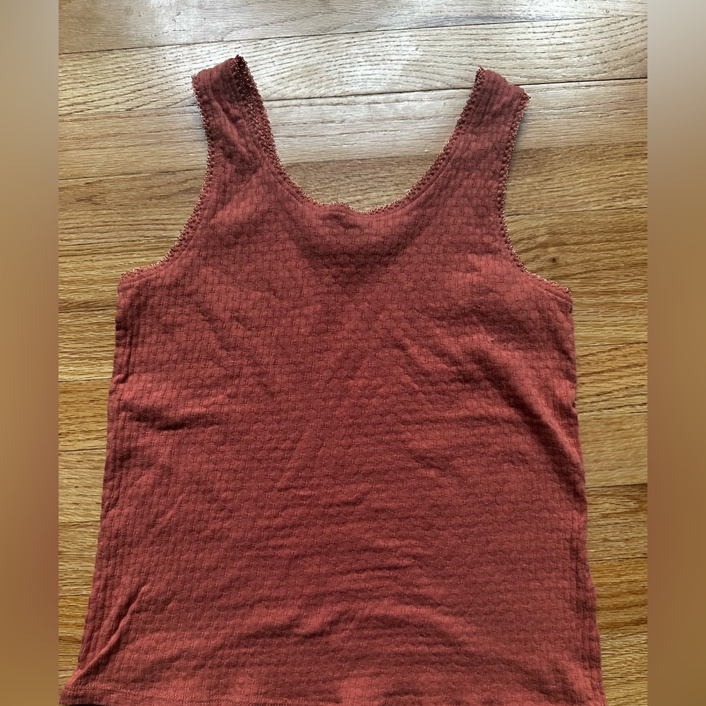 Art Class Rust Textured Tank Top